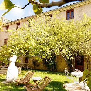 3* מלון La Bastide Du Paradou